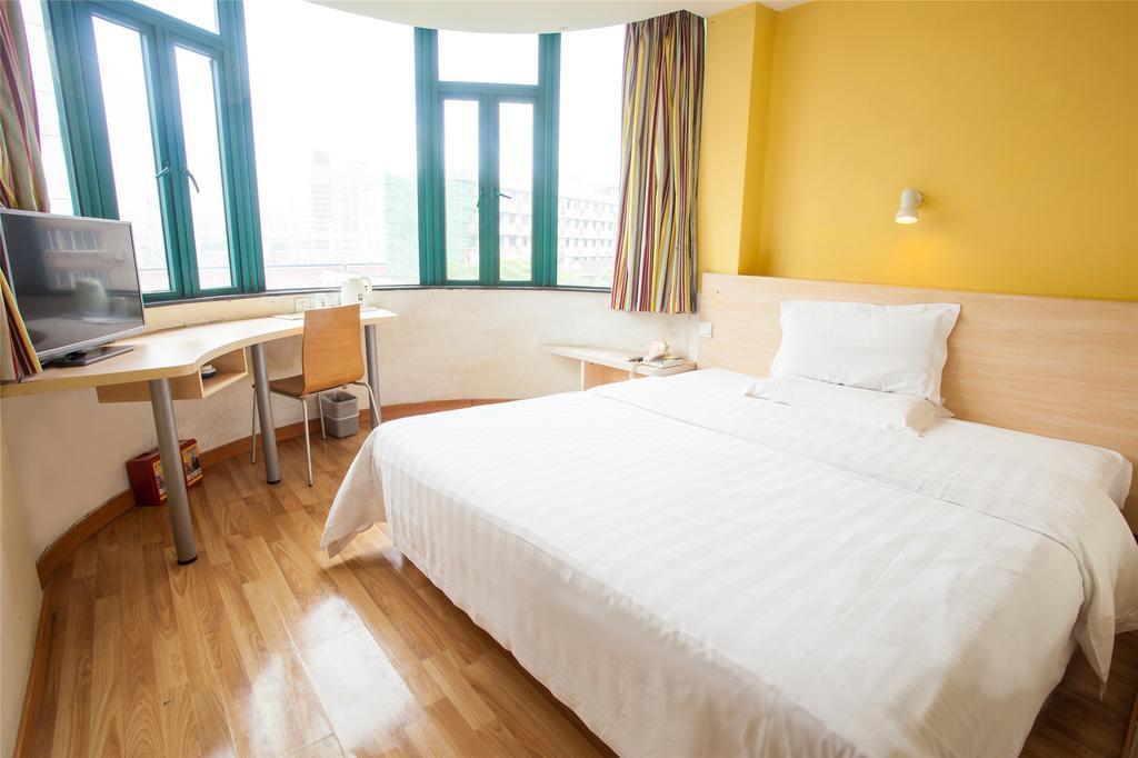 7Days Inn Suzhou Sanxiang Road Værelse billede