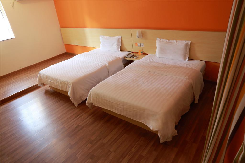 7Days Inn Suzhou Sanxiang Road Værelse billede